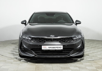 Подержанный автомобиль Kia K5 2021 года (2 фото)