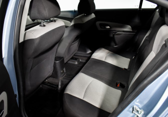 Подержанный автомобиль Chevrolet Cruze Sedan 2012 года (11 фото)