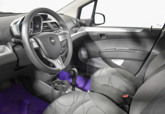 Подержанный автомобиль Chevrolet Spark 2022 года (9 фото)