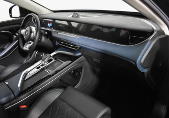 Подержанный автомобиль Voyah Free 2023 года (12 фото)