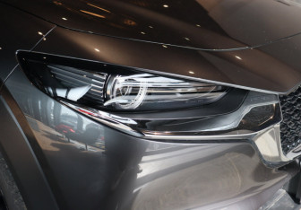Новый Mazda CX-30 2025 (7 фото)