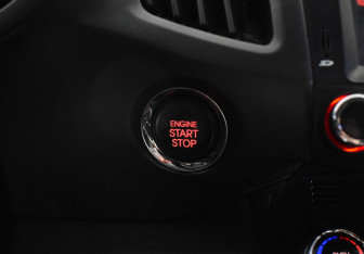 Подержанный автомобиль Kia Sportage 2010 года (17 фото)