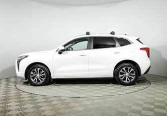 Подержанный автомобиль Haval Jolion 2022 года (8 фото)