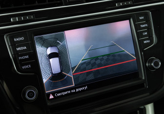 Подержанный автомобиль Volkswagen Tiguan 2017 года (16 фото)