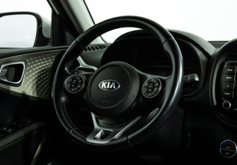 Подержанный автомобиль Kia Soul 2021 года (15 фото)