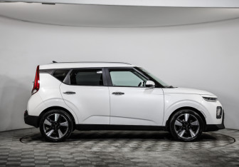Подержанный автомобиль Kia Soul 2019 года (4 фото)