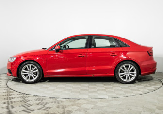 Подержанный автомобиль Audi A3 Sedan 2015 года (8 фото)