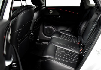 Подержанный автомобиль Chery Arrizo 8 2023 года (11 фото)