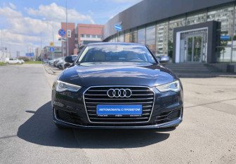Подержанный автомобиль Audi A6 Sedan 2015 года (2 фото)
