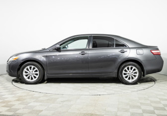 Подержанный автомобиль Toyota Camry Sedan 2008 года (8 фото)