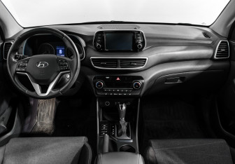 Подержанный автомобиль Hyundai Tucson 2018 года (14 фото)