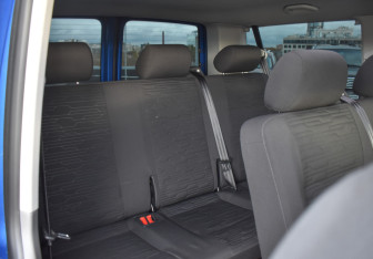 Подержанный автомобиль Volkswagen Caravelle 2021 года (10 фото)