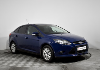 Подержанный автомобиль Ford Focus Sedan 2013 года (3 фото)