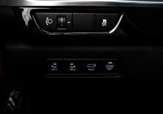 Подержанный автомобиль Kia Carnival 2021 года (22 фото)