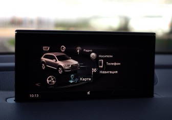 Подержанный автомобиль Audi Q7 2015 года (20 фото)