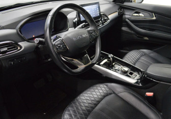 Подержанный автомобиль Exeed TXL 2020 года (10 фото)