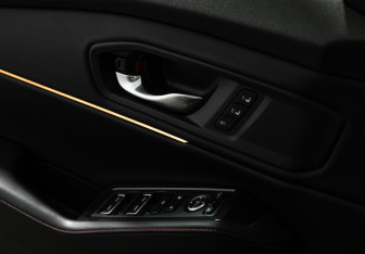 Подержанный автомобиль Honda Accord Sedan 2023 года (28 фото)