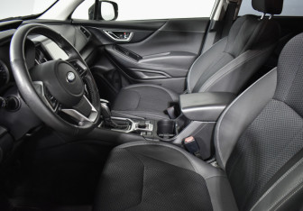 Подержанный автомобиль Subaru Forester Suv 2021 года (10 фото)