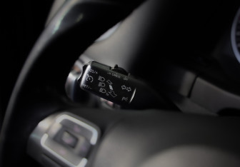 Подержанный автомобиль Volkswagen Tiguan 2011 года (17 фото)