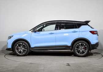 Подержанный автомобиль Geely Coolray 2022 года (8 фото)