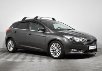 Подержанный автомобиль Ford Focus Hatchback 2018 года (3 фото)
