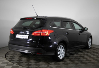 Подержанный автомобиль Ford Focus Wagon 2016 года (5 фото)