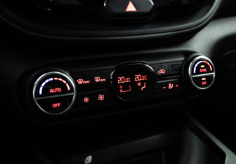 Подержанный автомобиль Kia Soul 2021 года (18 фото)