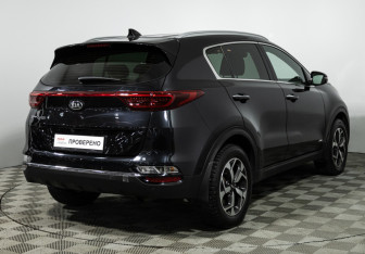 Подержанный автомобиль Kia Sportage 2018 года (5 фото)