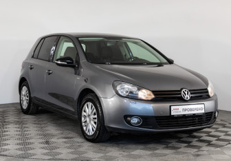 Подержанный автомобиль Volkswagen Golf Hatchback 2012 года (3 фото)
