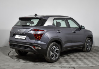 Подержанный автомобиль Hyundai Creta 2021 года (5 фото)