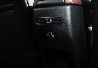 Подержанный автомобиль Geely Coolray 2020 года (15 фото)