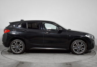 Подержанный автомобиль BMW X2 2019 года (4 фото)
