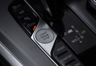 Подержанный автомобиль BMW X5 2019 года (22 фото)