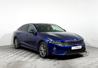 Подержанный автомобиль Kia K5 2020 года (3 фото)