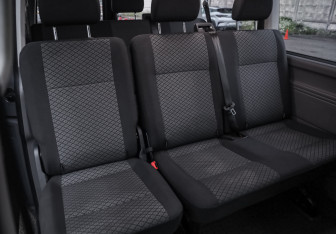 Подержанный автомобиль Volkswagen Caravelle 2020 года (23 фото)