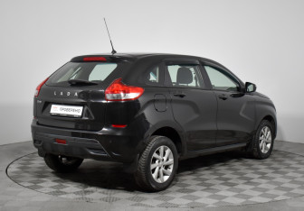 Подержанный автомобиль LADA (ВАЗ) XRAY 2017 года (5 фото)