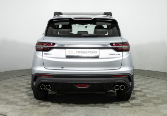 Подержанный автомобиль Geely Coolray 2021 года (6 фото)