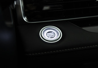 Подержанный автомобиль Chery Arrizo 8 2023 года (16 фото)