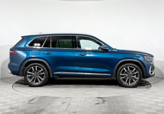Подержанный автомобиль Geely Monjaro 2023 года (2 фото)