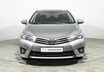 Подержанный автомобиль Toyota Corolla Sedan 2014 года (2 фото)