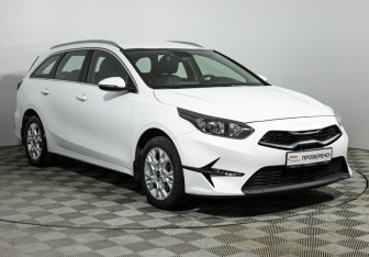 Подержанный автомобиль Kia Ceed Wagon 2021 года (3 фото)