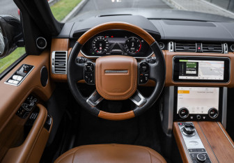 Подержанный автомобиль Land Rover Range Rover 2020 года (15 фото)