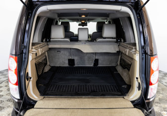 Подержанный автомобиль Land Rover Discovery 2011 года (29 фото)