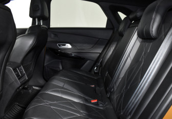 Подержанный автомобиль DS 7 Crossback 2019 года (13 фото)