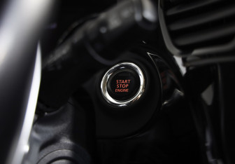 Подержанный автомобиль Mitsubishi Outlander 2019 года (19 фото)