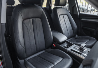 Подержанный автомобиль Audi Q5 2019 года (27 фото)