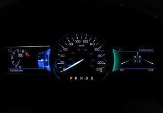 Подержанный автомобиль Ford Explorer 2017 года (27 фото)