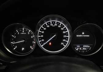 Подержанный автомобиль Mazda CX-5 2017 года (23 фото)