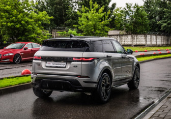 Подержанный автомобиль Land Rover Range Rover Evoque 2020 года (6 фото)