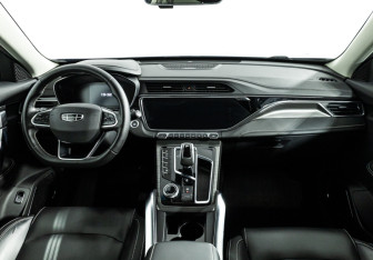 Подержанный автомобиль Geely Atlas Pro 2022 года (13 фото)